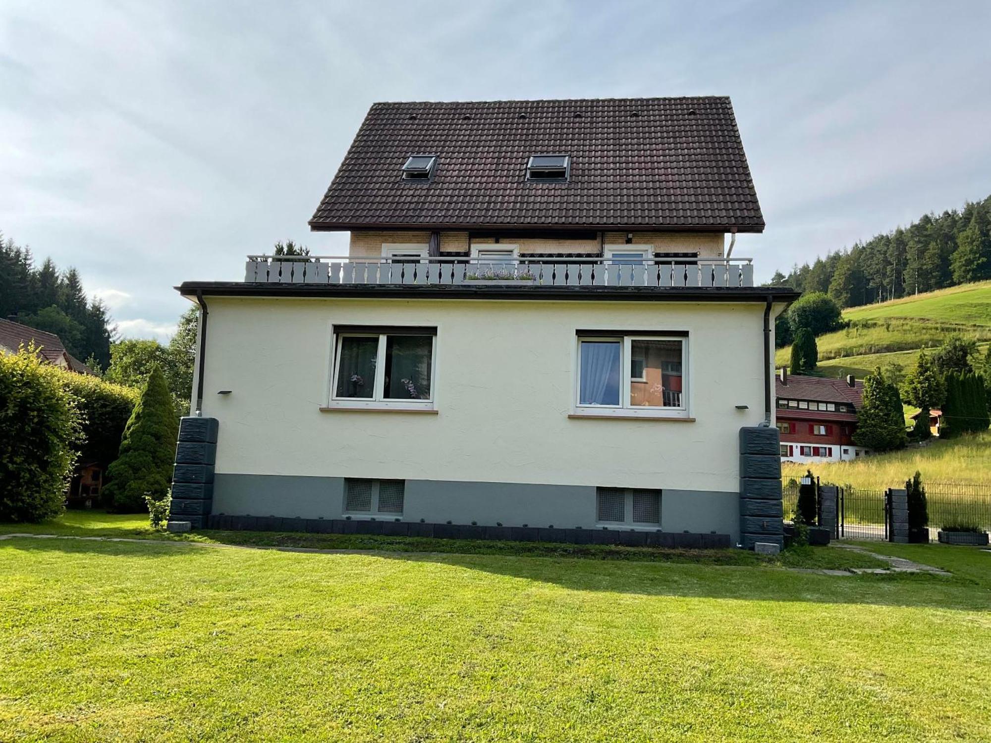 Ferienwohnung Schwarzwald Tannenzaepfle Baiersbronn Bagian luar foto